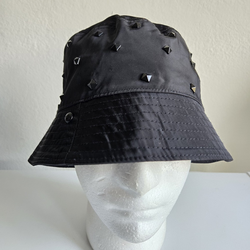 Madden NYC Black Studded Bucket Hat Punk Cyber Streetwear Goth Y2K